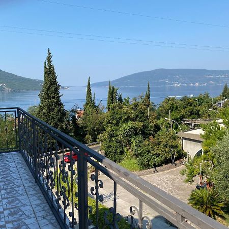 Vila Corovic Kumbor Buitenkant foto