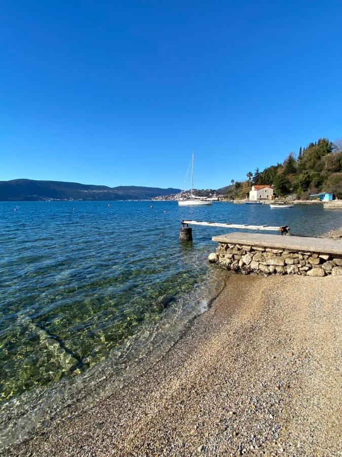 Vila Corovic Kumbor Buitenkant foto