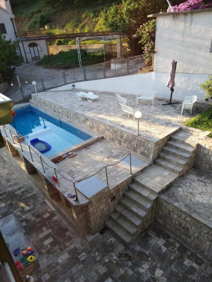Vila Corovic Kumbor Buitenkant foto