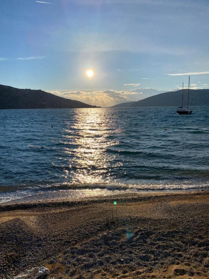 Vila Corovic Kumbor Buitenkant foto