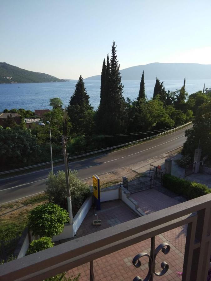 Vila Corovic Kumbor Buitenkant foto
