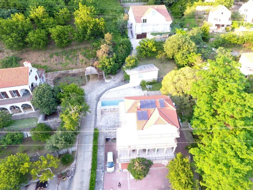 Vila Corovic Kumbor Buitenkant foto