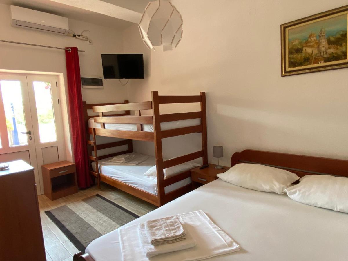 Vila Corovic Kumbor Kamer foto