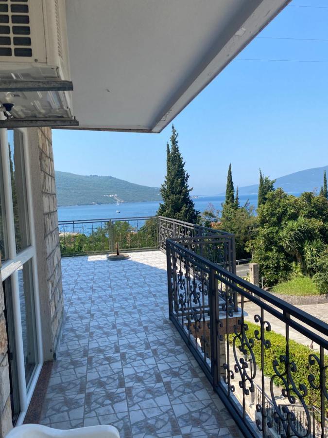 Vila Corovic Kumbor Buitenkant foto