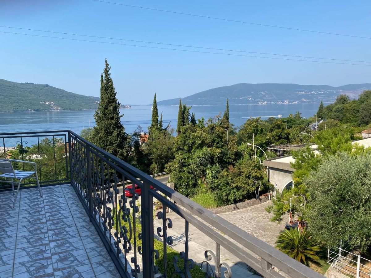 Vila Corovic Kumbor Buitenkant foto