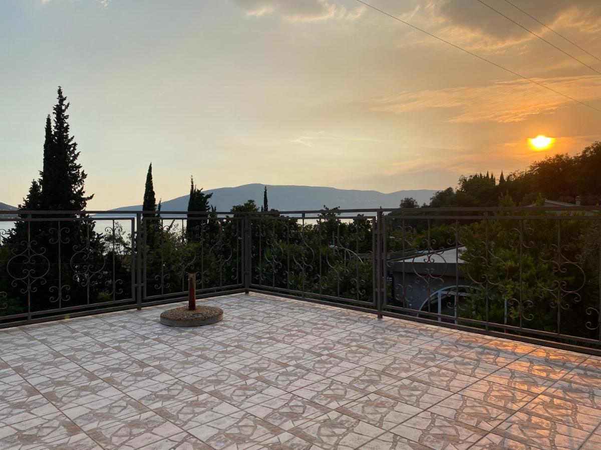 Vila Corovic Kumbor Buitenkant foto