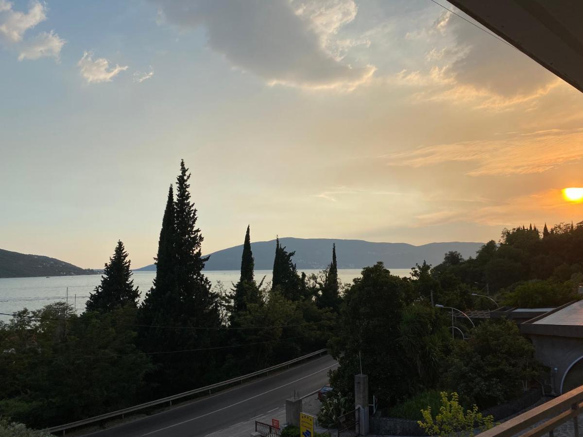 Vila Corovic Kumbor Kamer foto