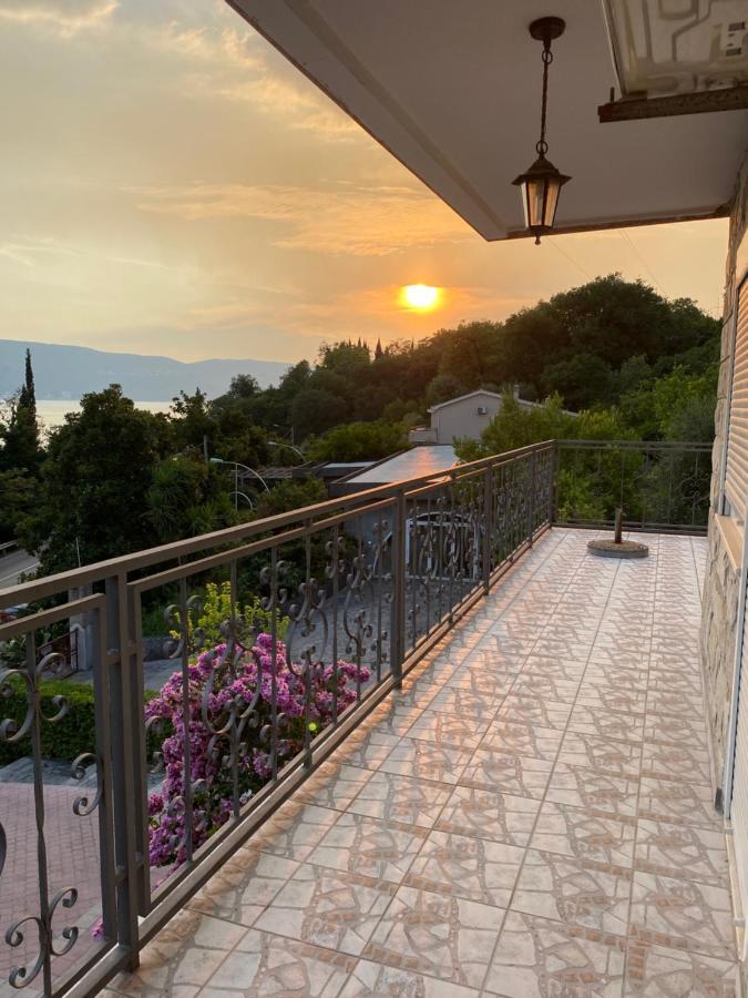 Vila Corovic Kumbor Buitenkant foto