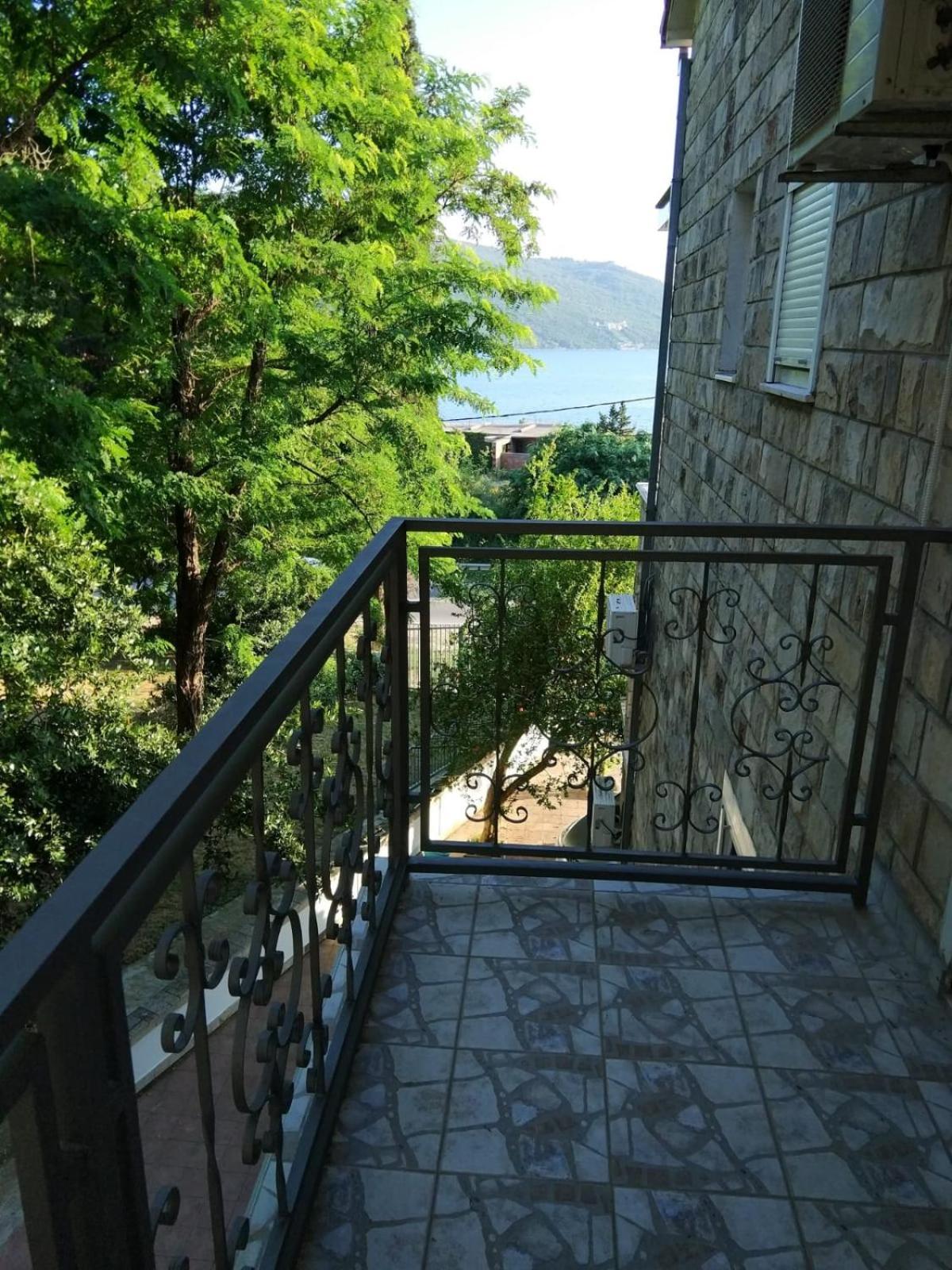 Vila Corovic Kumbor Kamer foto